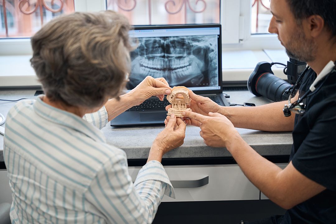 Implantes dentales en Tenerife Sur